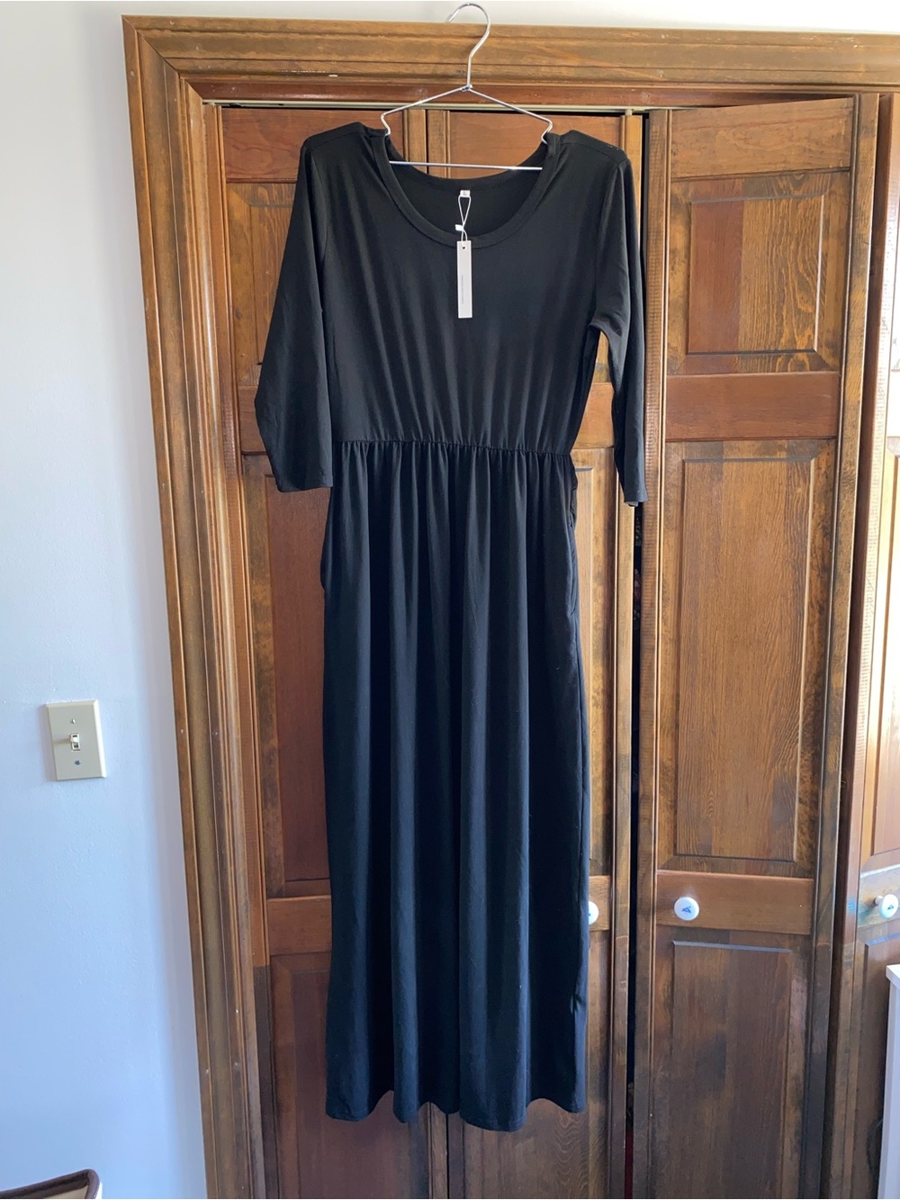 NWT Classic Black Maxi Dress with 3/4 Sleeves, size L